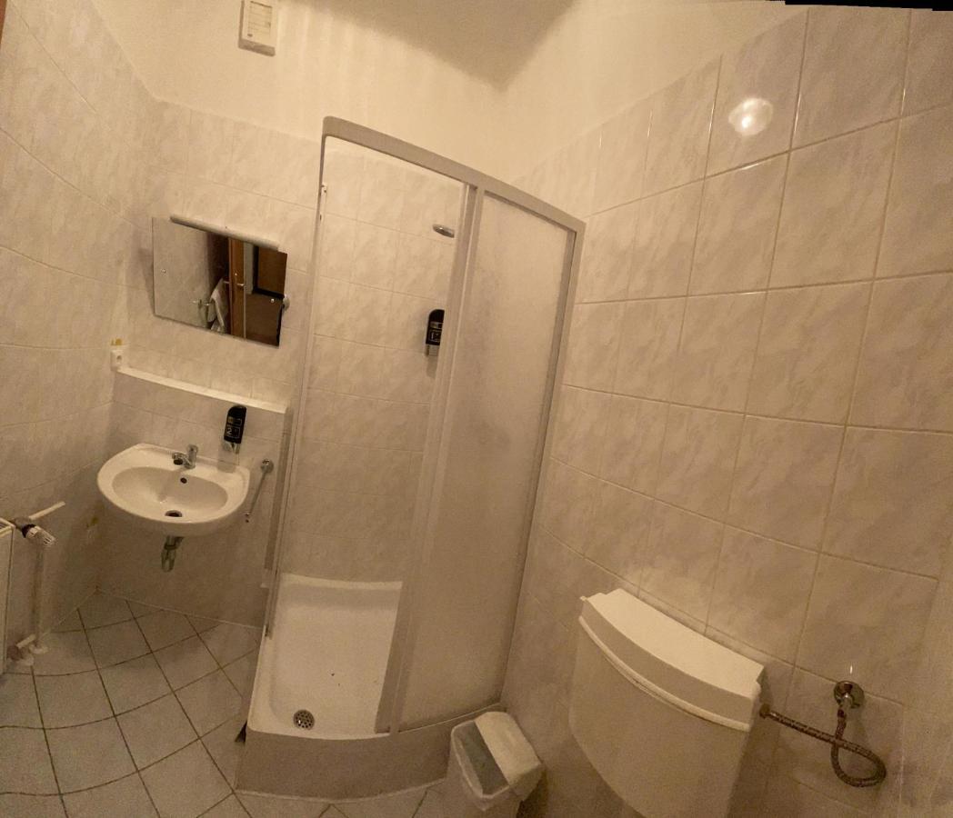 Rozmberk Inn Rozmberk Nad Vltavou Ngoại thất bức ảnh