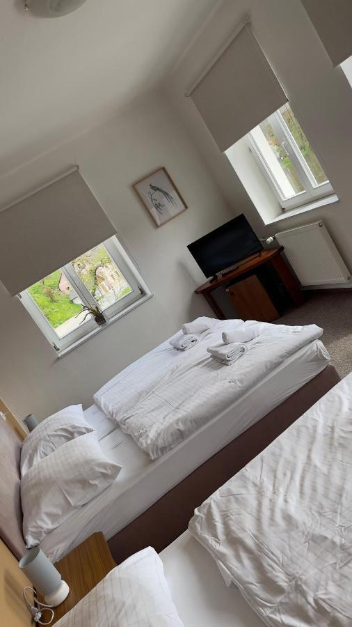 Rozmberk Inn Rozmberk Nad Vltavou Ngoại thất bức ảnh